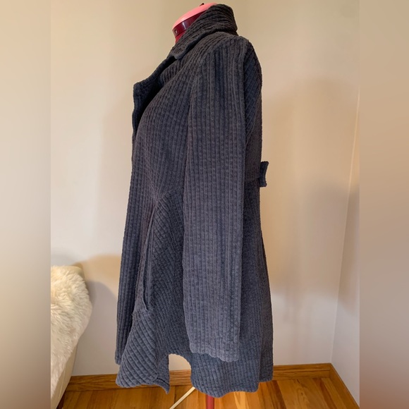 Corduroy comfy grey swing jacket. Flattering waist, side pockets, US made Cotton - Picture 2 of 5